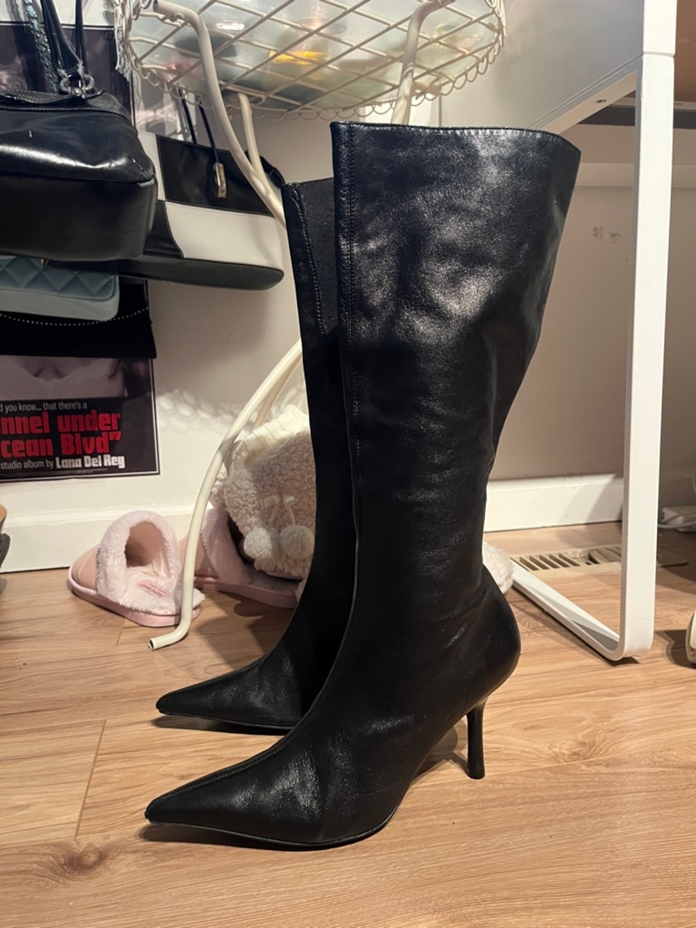 Women's Black Pointed Knee-High Stiletto Boots